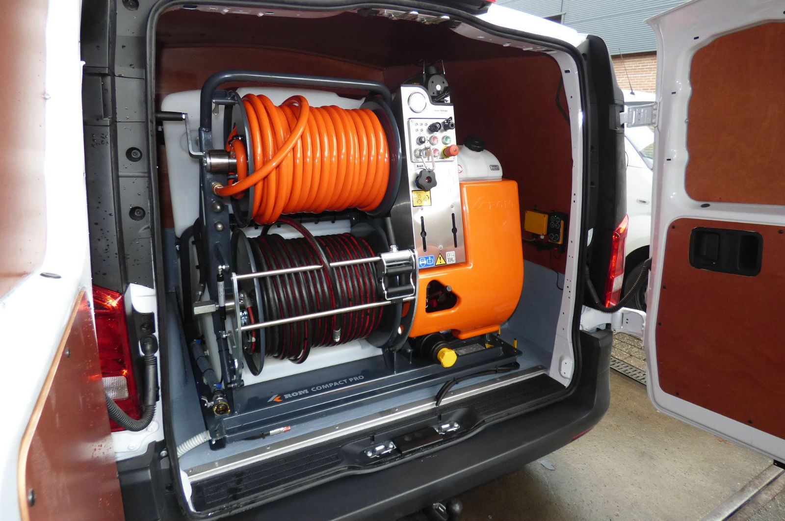 Drain Jetters Drain Management Beds, Herts and Bucks HOME